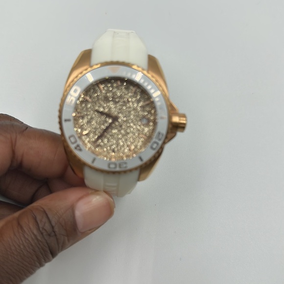 Invicta Angel Watch - Picture 6 of 7